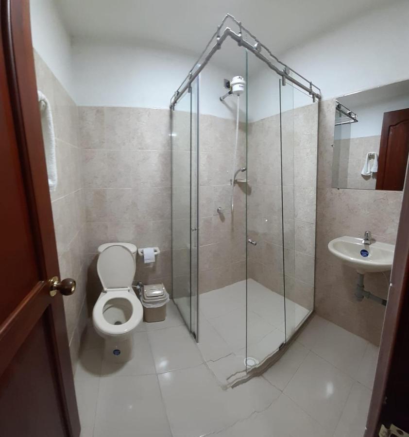 Hotel Jardin De Rosas 외부 사진