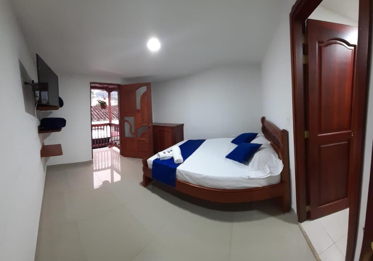 Hotel Jardin De Rosas 외부 사진