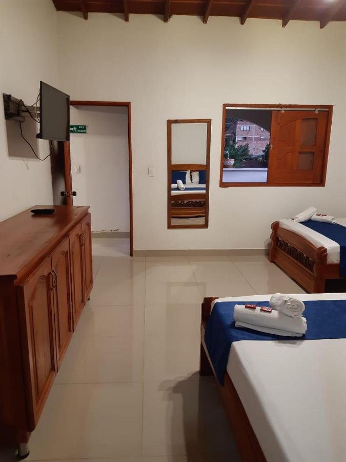 Hotel Jardin De Rosas 외부 사진